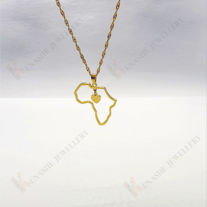 Africa Heart Pendant Gold